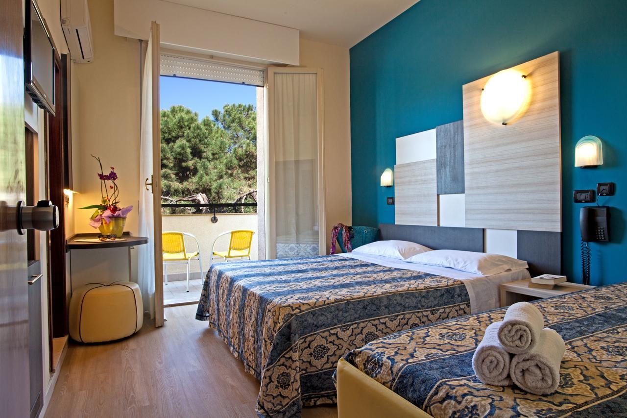 Hotel Krone Lido di Classe Ngoại thất bức ảnh