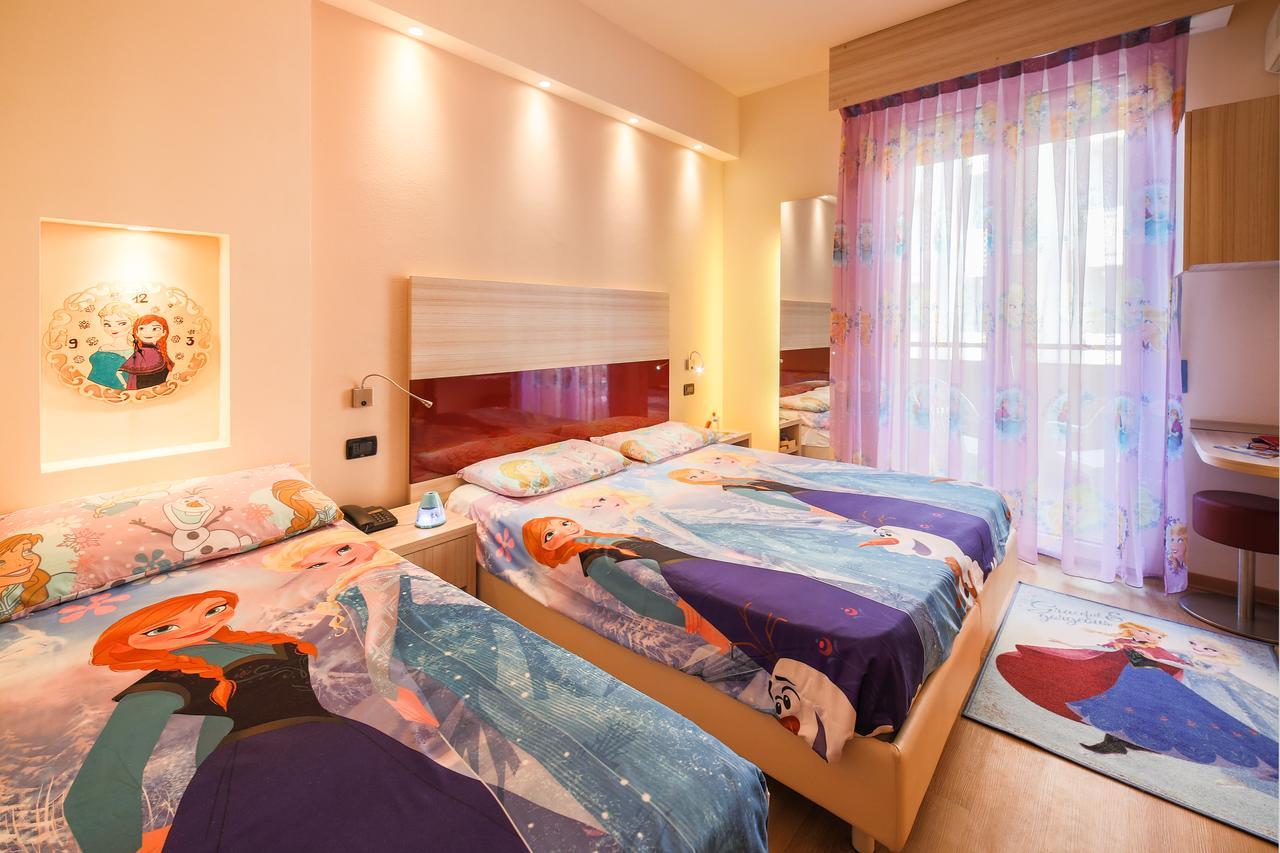 Hotel Krone Lido di Classe Ngoại thất bức ảnh